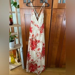 NWT Dainty hooligan maxi dress. Size small